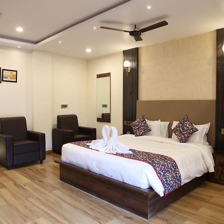 Dakshin Suites Srikakulam Екстериор снимка