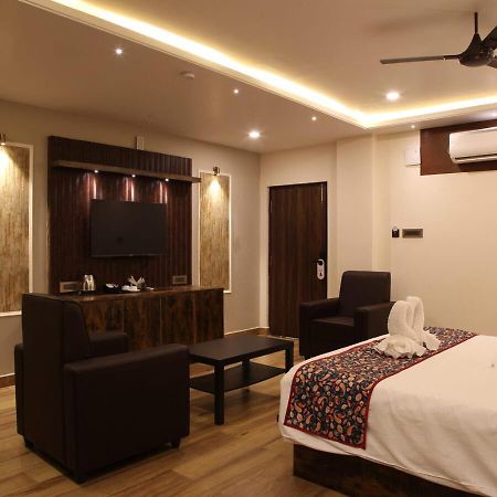 Dakshin Suites Srikakulam Екстериор снимка